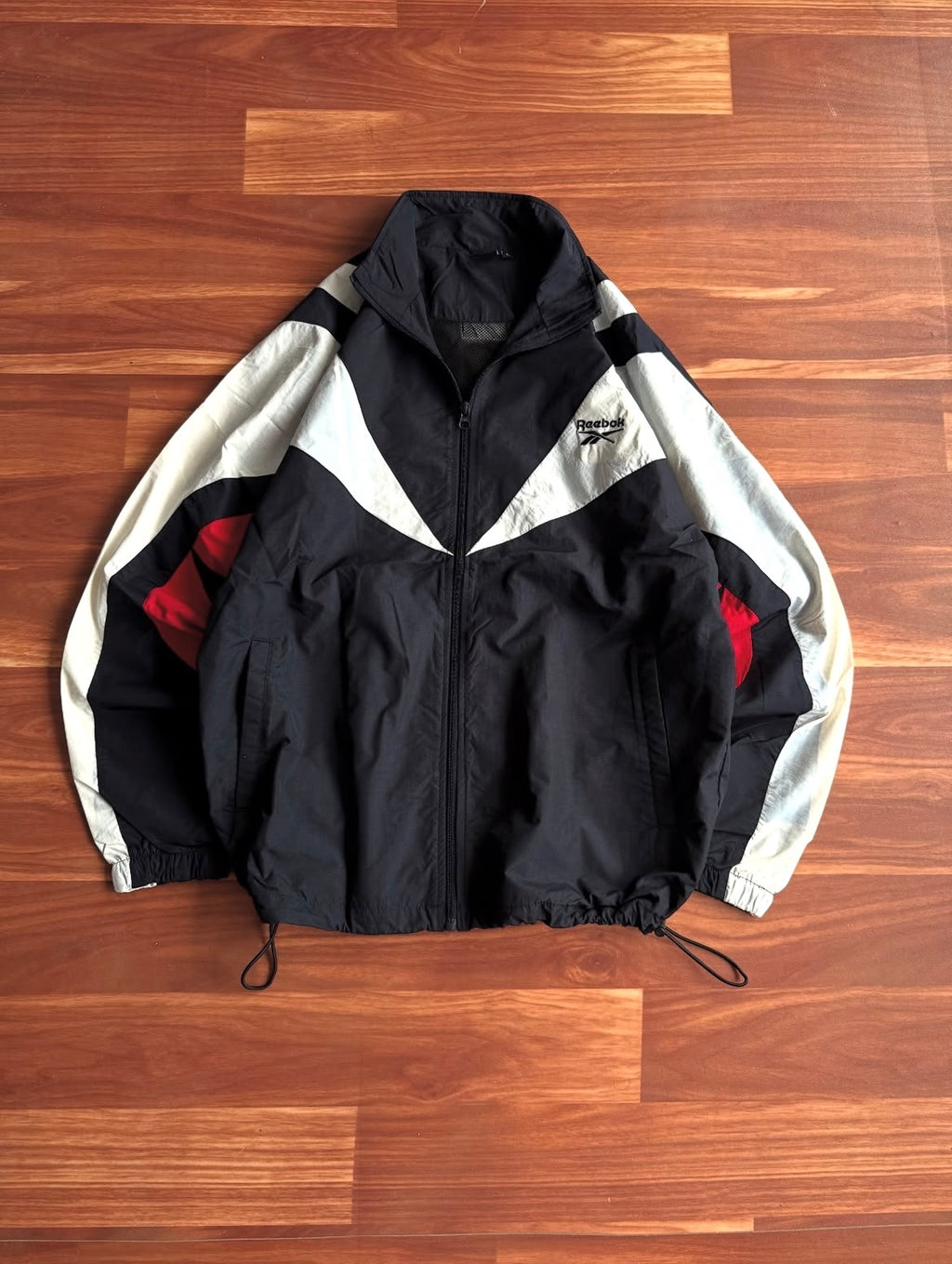 REEBOK WIND-BREAKER
