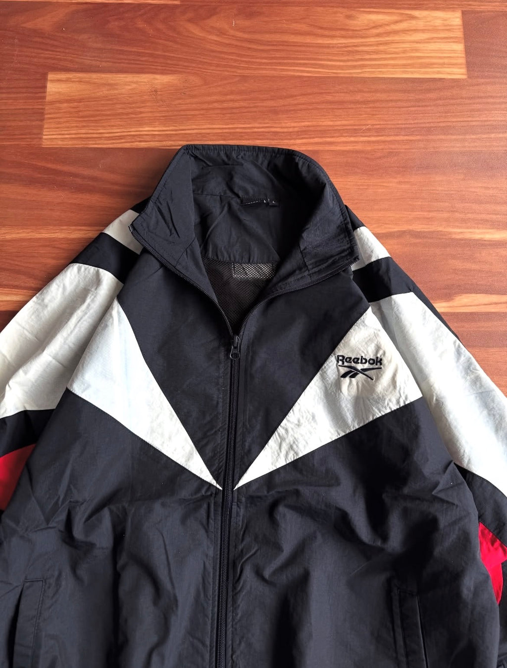 REEBOK WIND-BREAKER